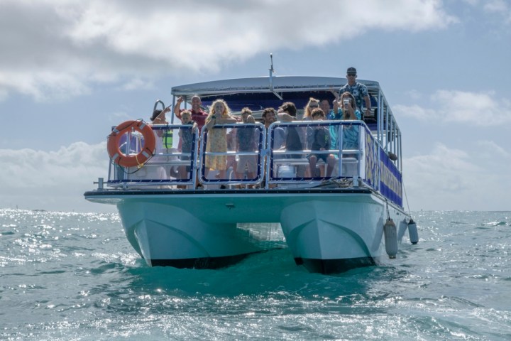 a small boat in a body of water